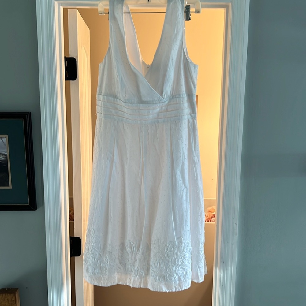 NWT Women’s Lg Connected apparel white cotton light weightdress stitched details